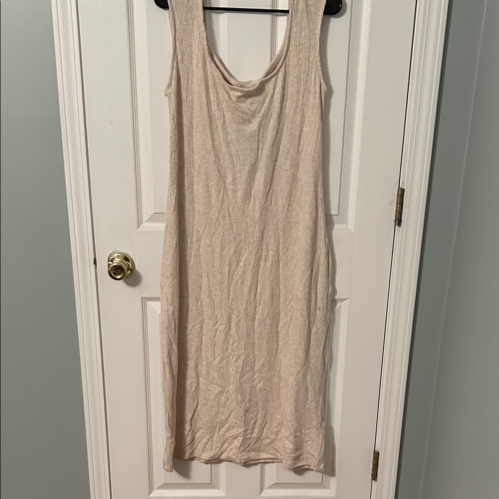 Elegant Beige Sleeveless Dress
